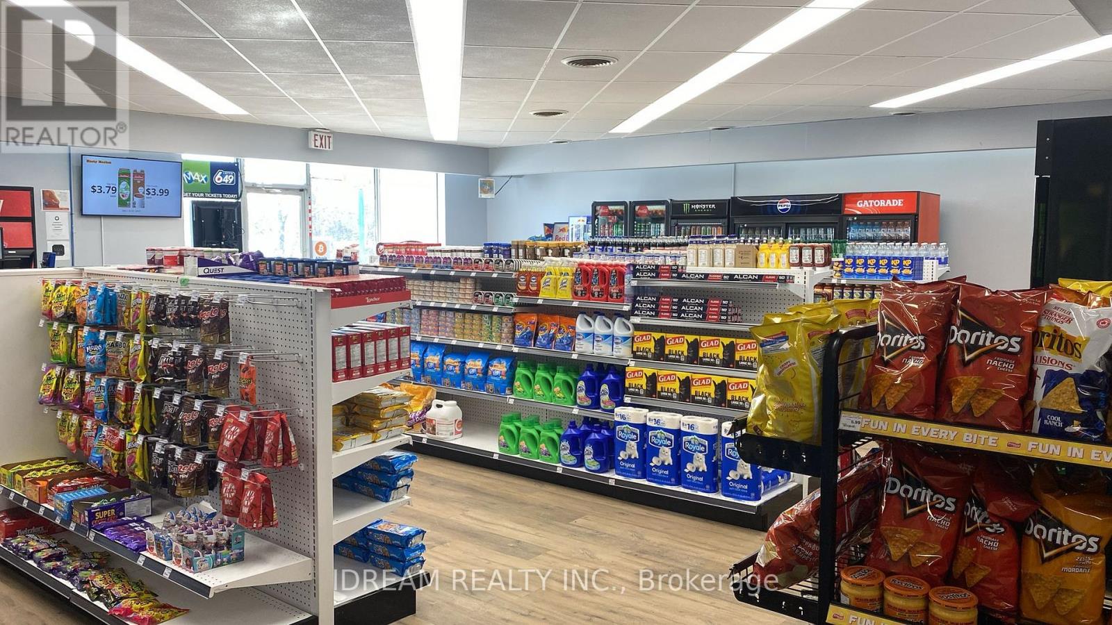 66 ST LAWRENCE STREET N