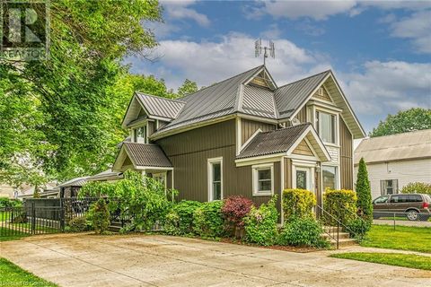 529 QUEEN Street Dunnville ON N1A1J5