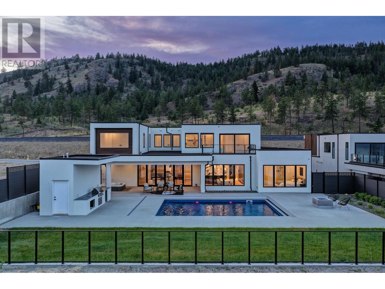 1392 Vineyard Drive