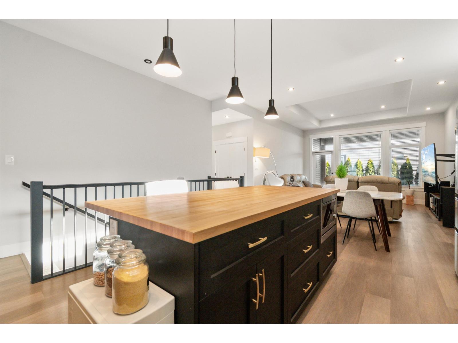 15 45875 SOUTH SUMAS ROAD|Sardis South