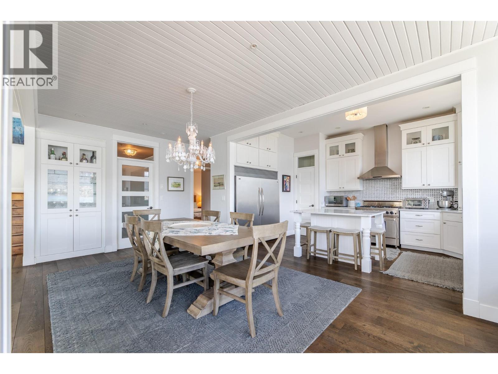 15419 Lakeshore Drive N Unit# 11