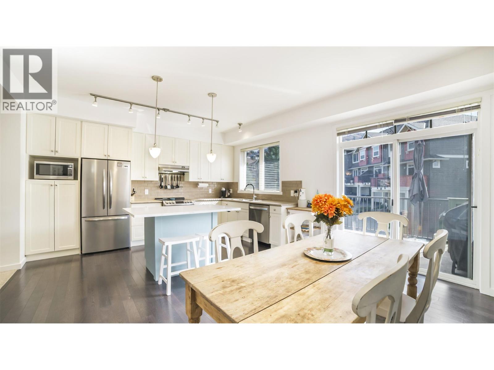 5485 South Perimeter Way