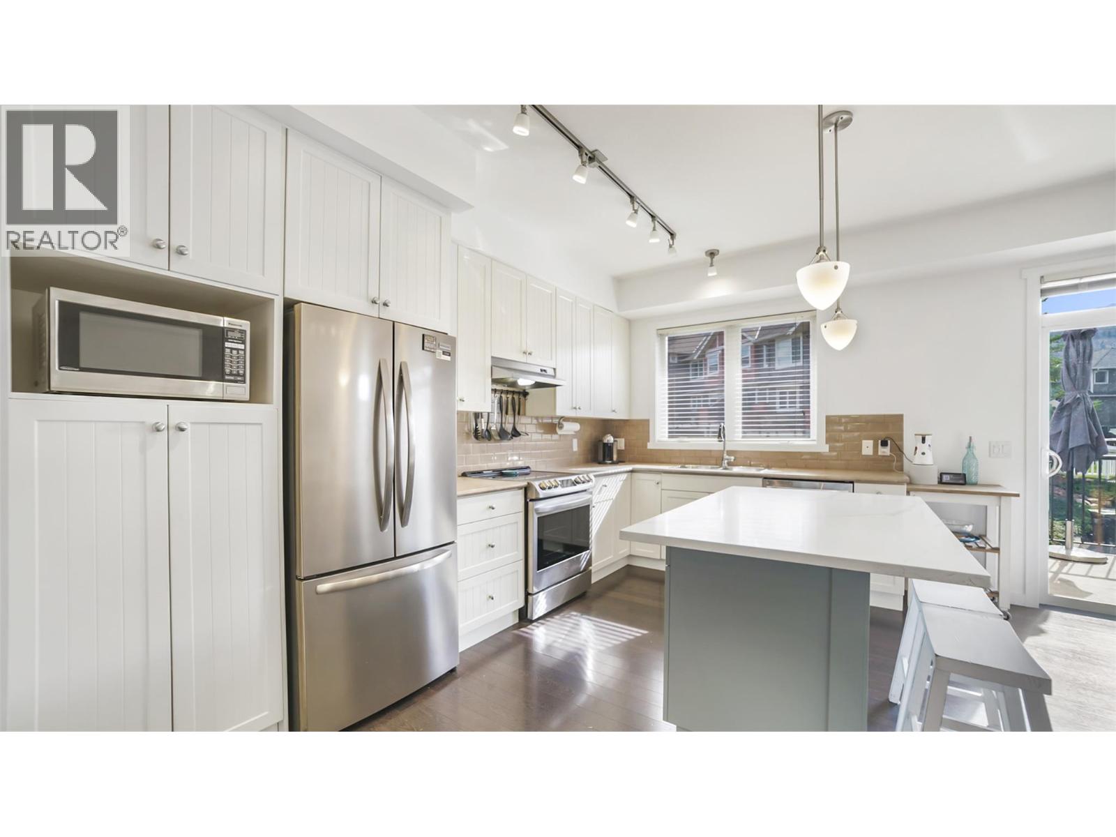 5485 South Perimeter Way