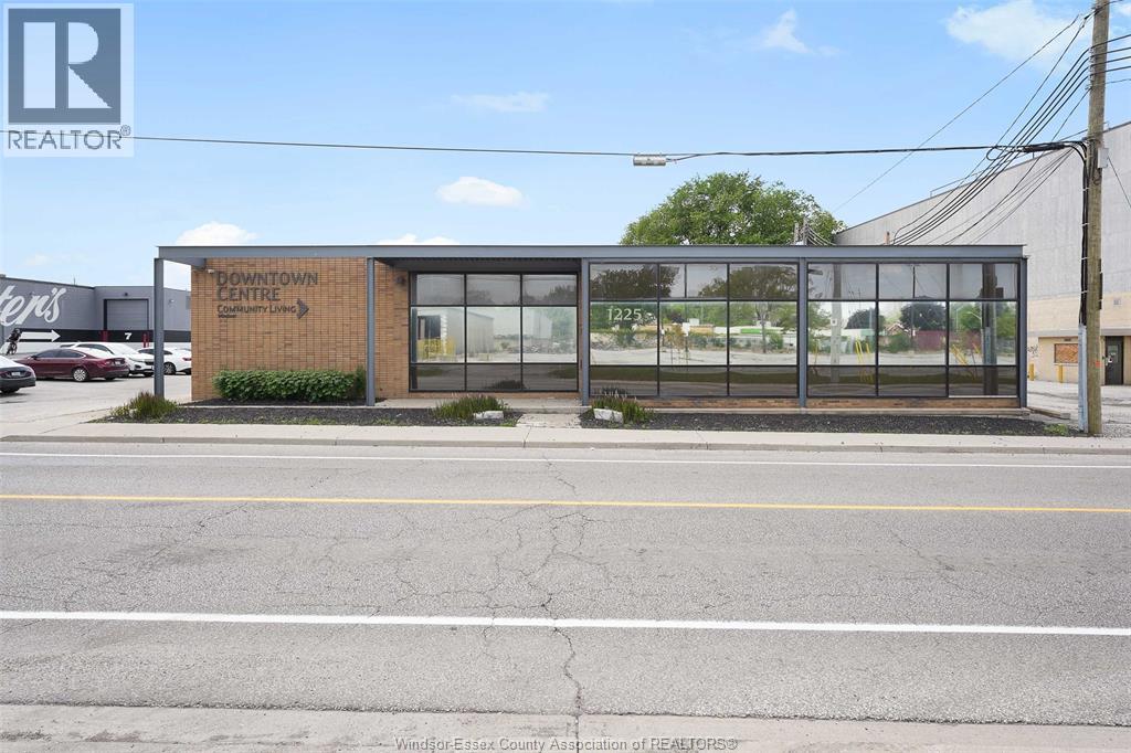 1225 MCDOUGALL