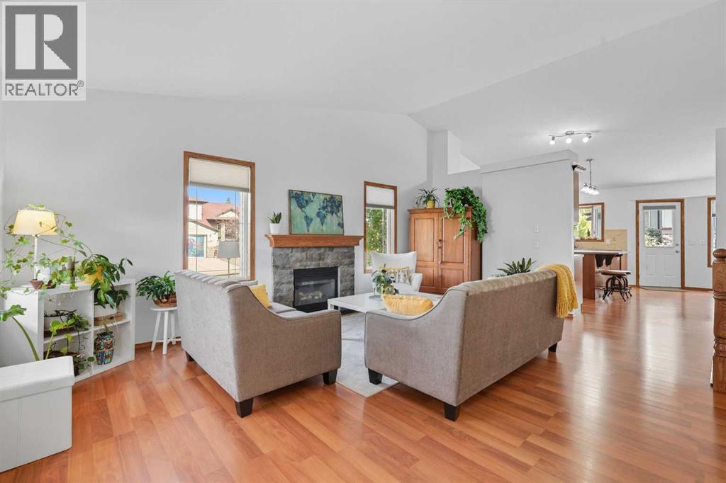 79 Hillcrest Boulevard