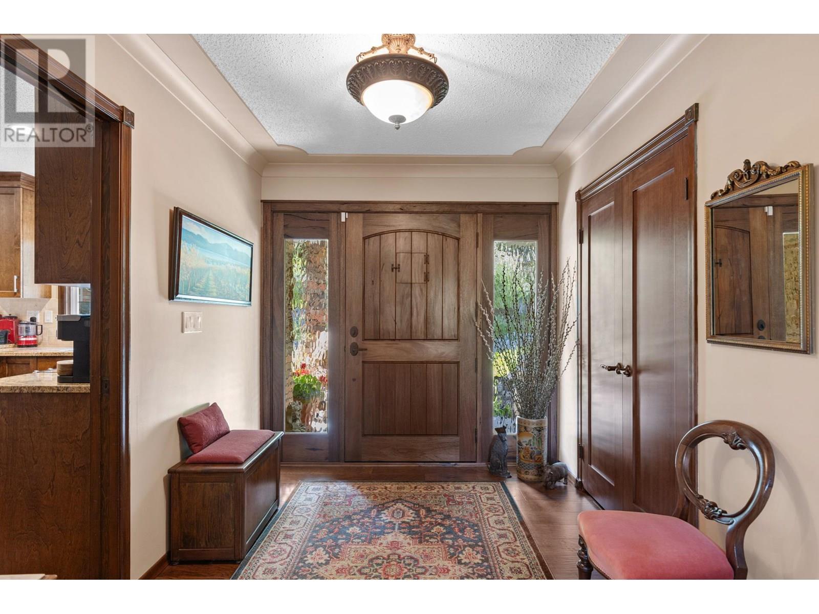 13 Alameda Court