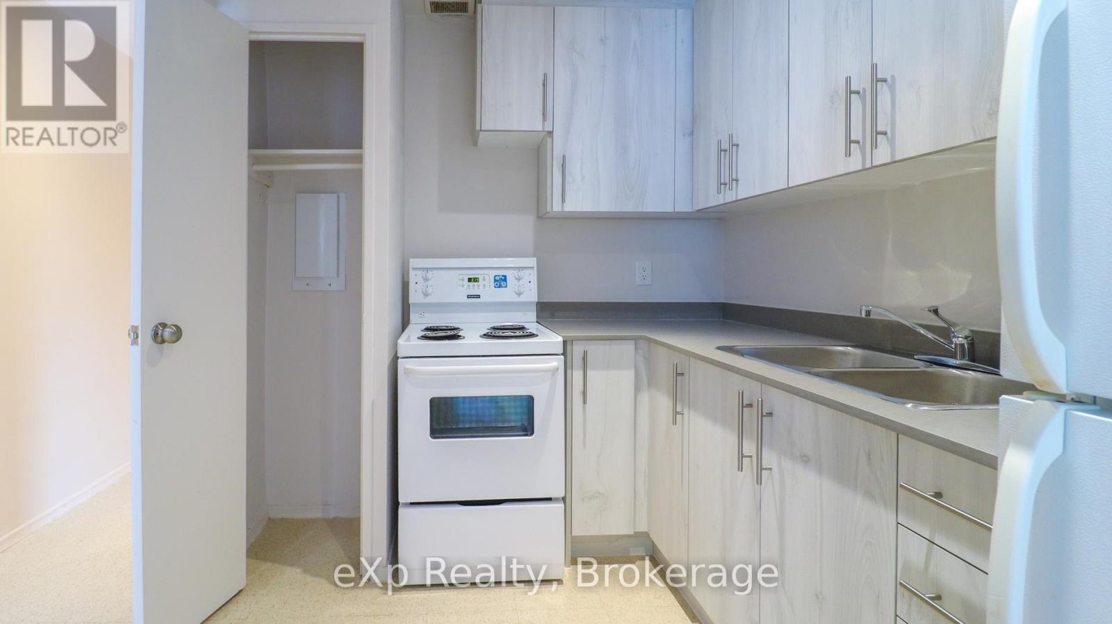 207 - 84 SECOND STREET