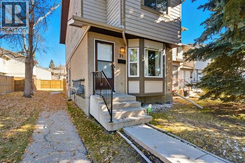 91 Deerfield Drive SE Calgary AB T2J6T9