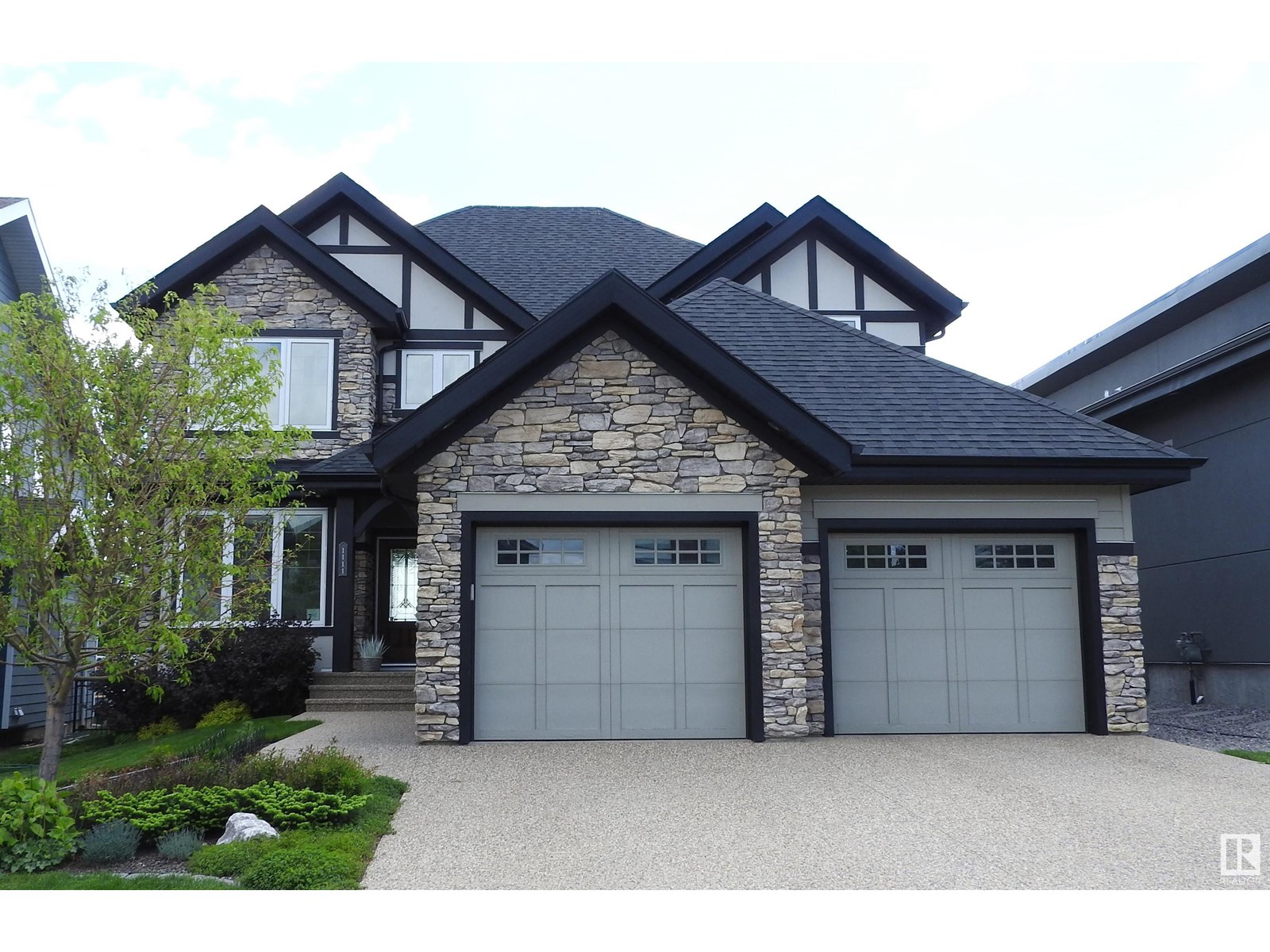 1111 HAINSTOCK GREEN SW