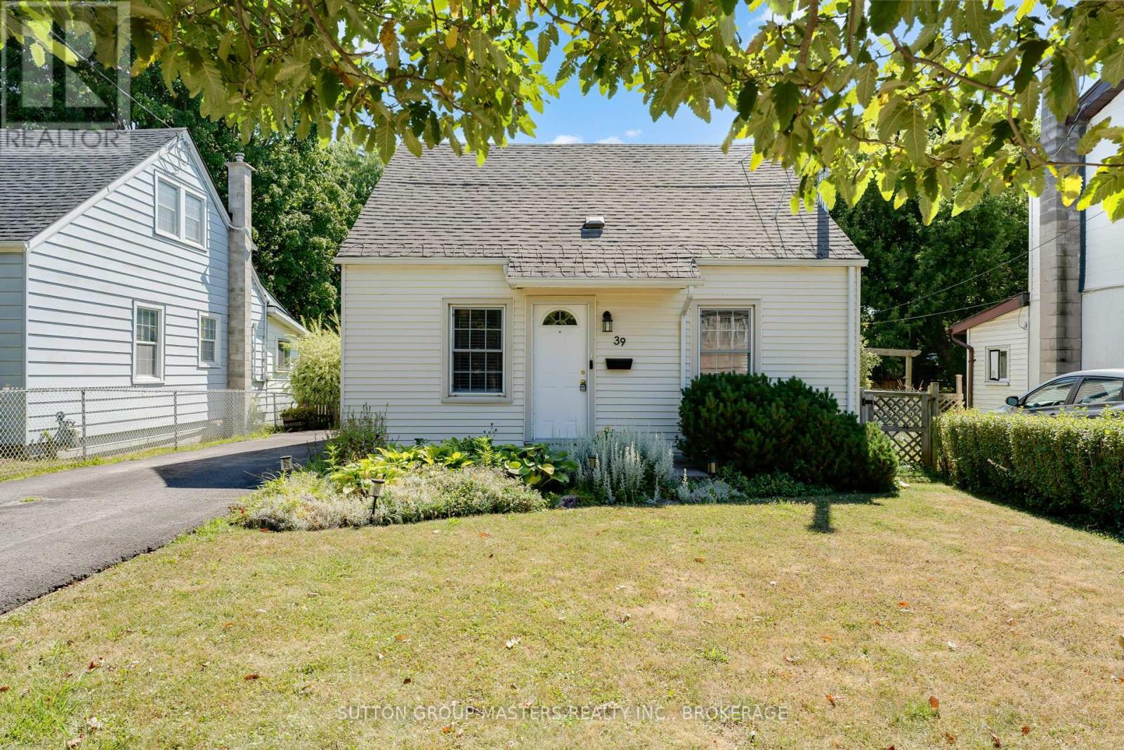 39 LORNE STREET
