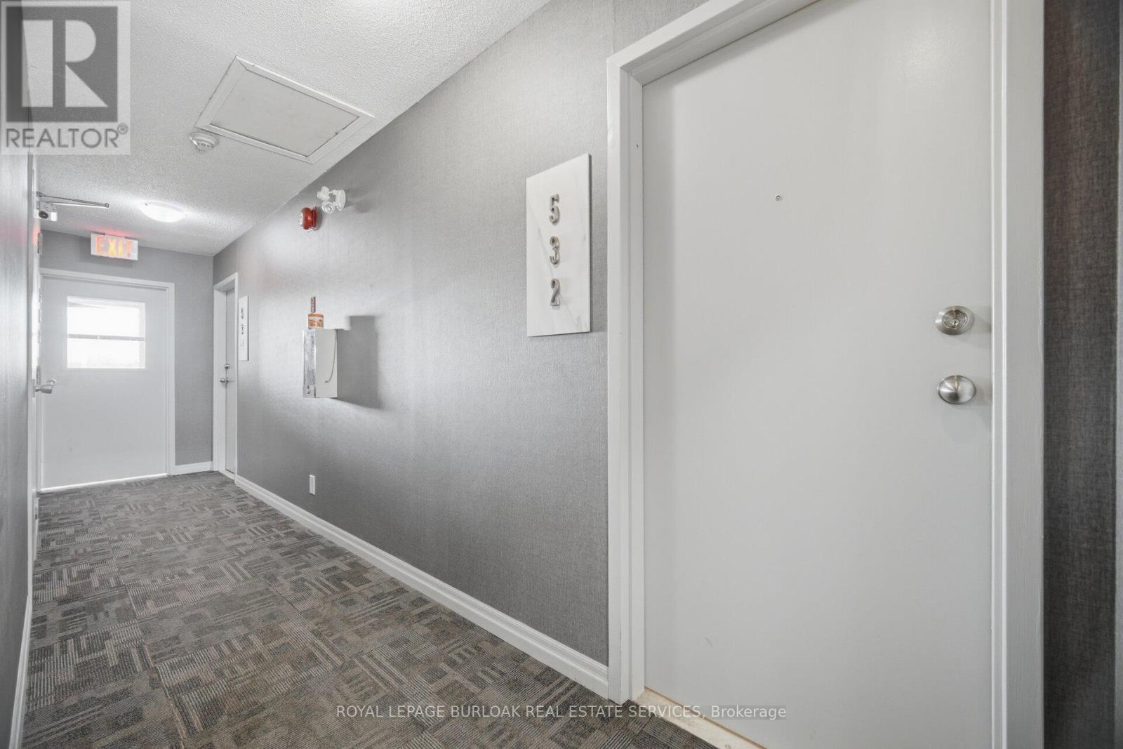 532 - 1450 GLEN ABBEY GATE