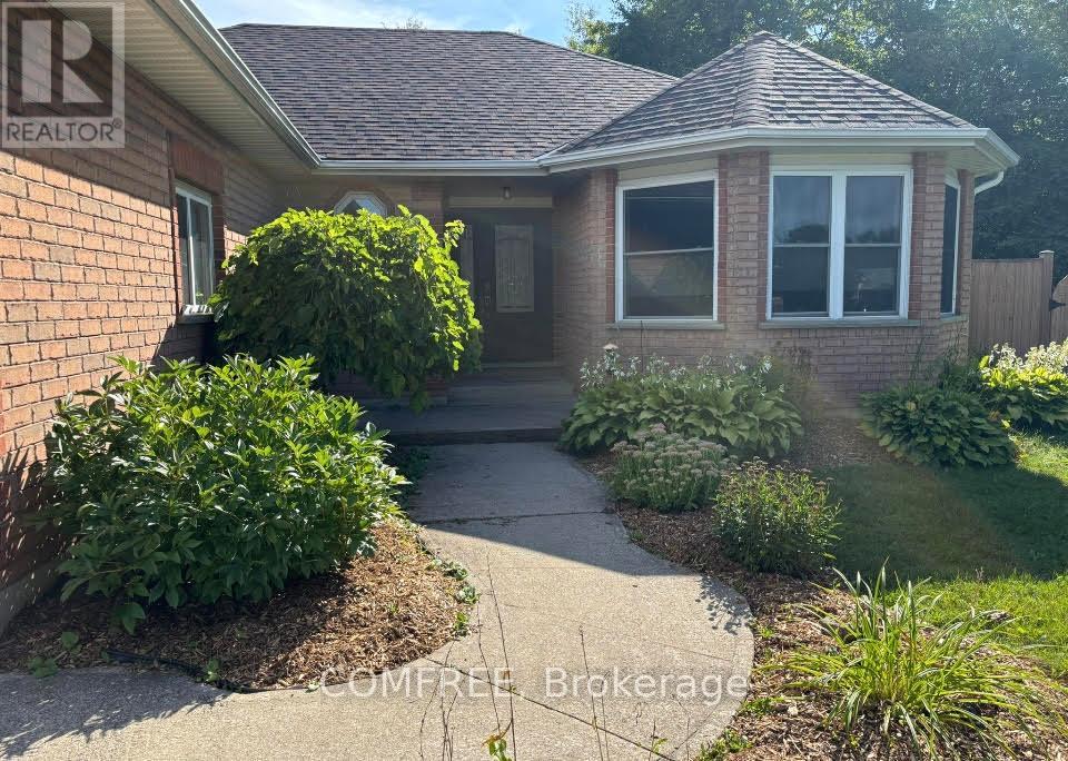 25 MCGREGOR COURT