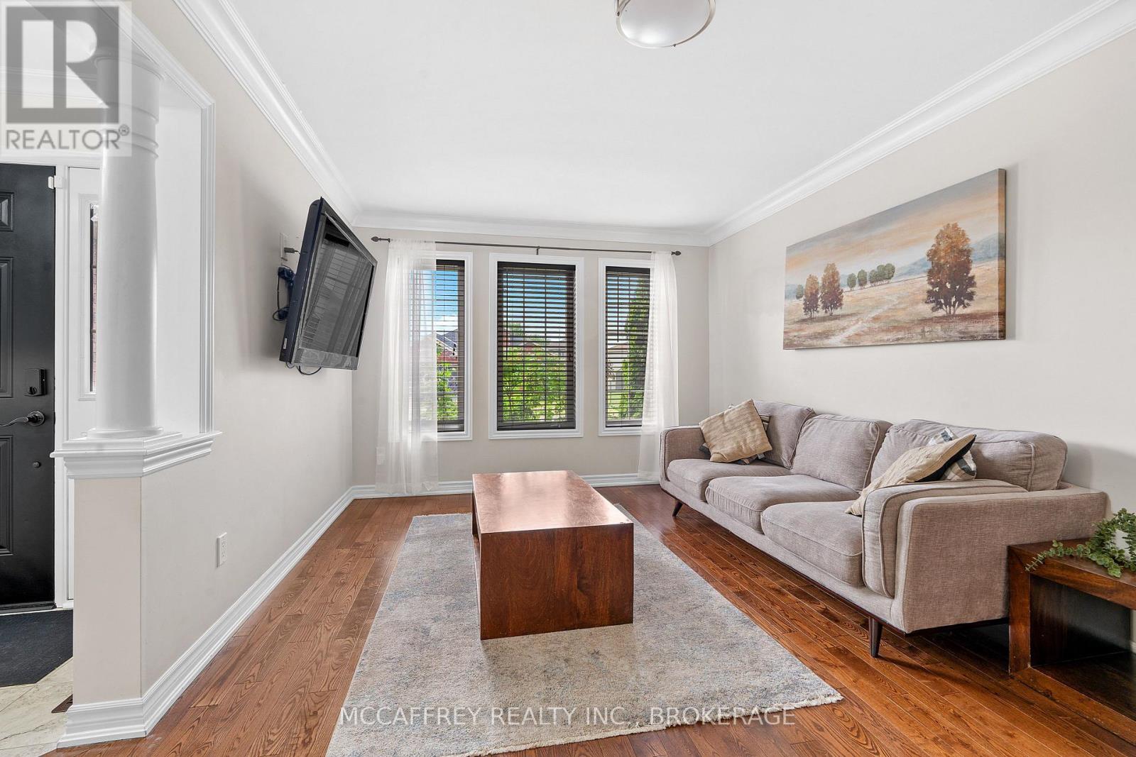 37 KANVERS WAY