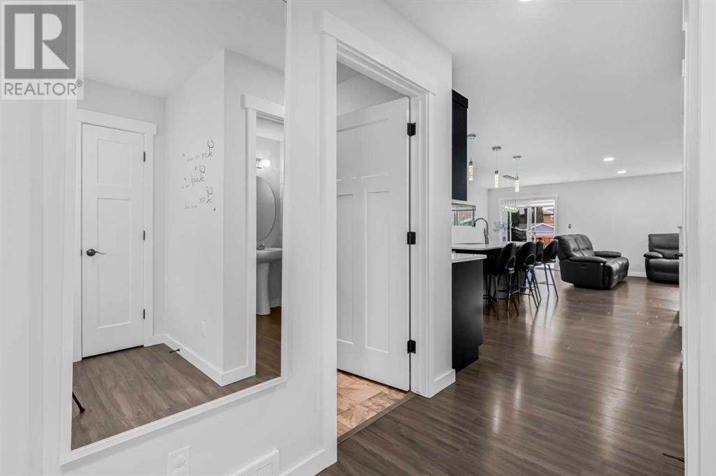 112 Ravensmoor Manor SE
