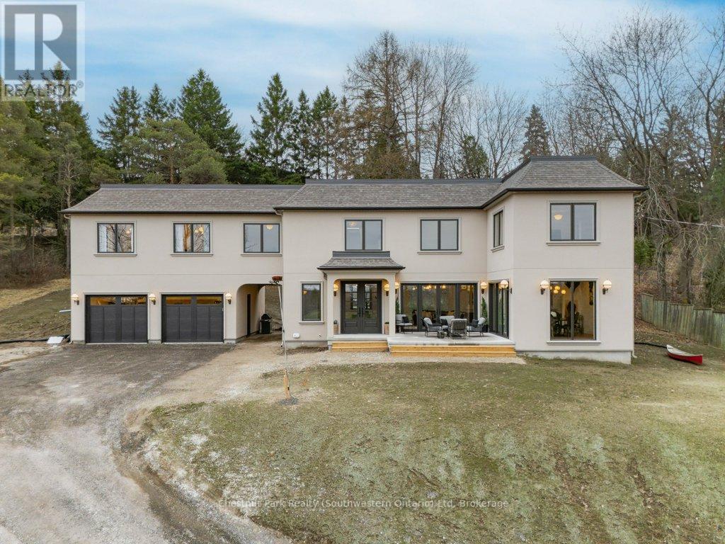 27 VARDON DRIVE
