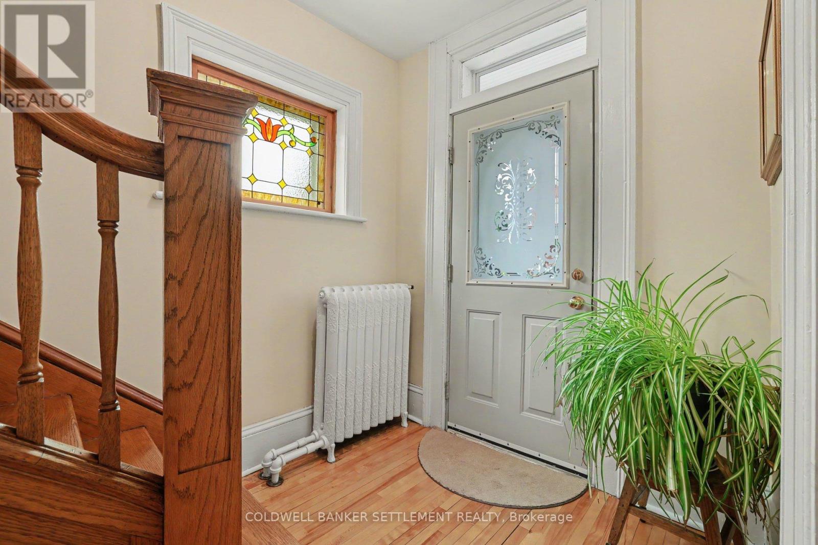 101 DRUMMOND STREET E