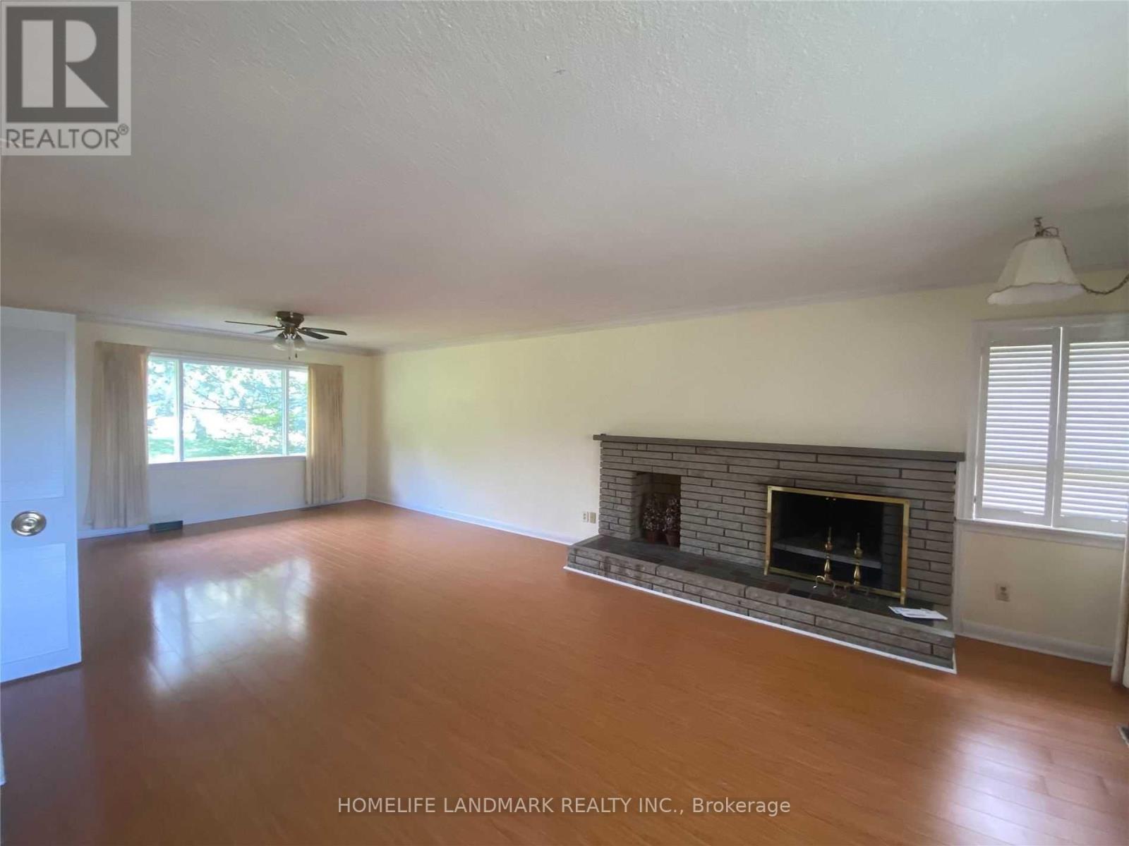 21 GRANDVIEW BOULEVARD