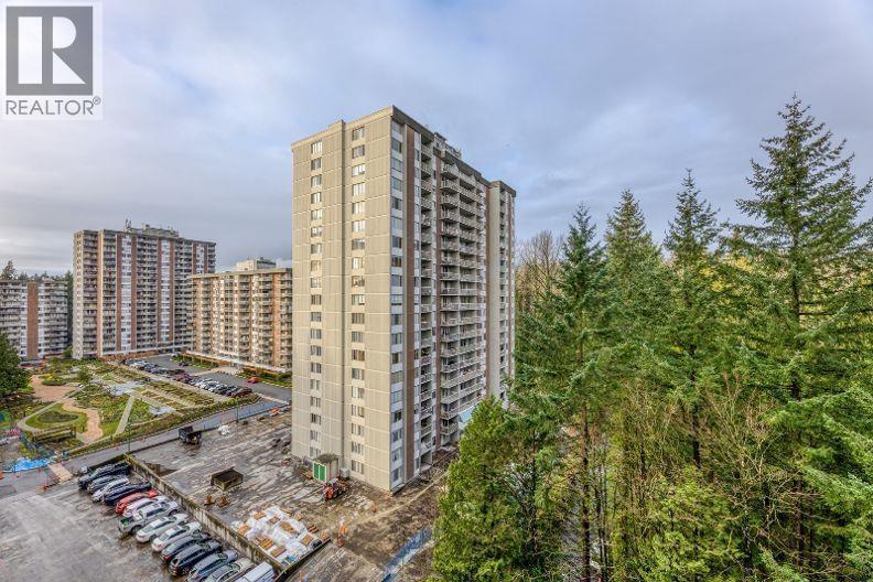 1301 2004 FULLERTON AVENUE