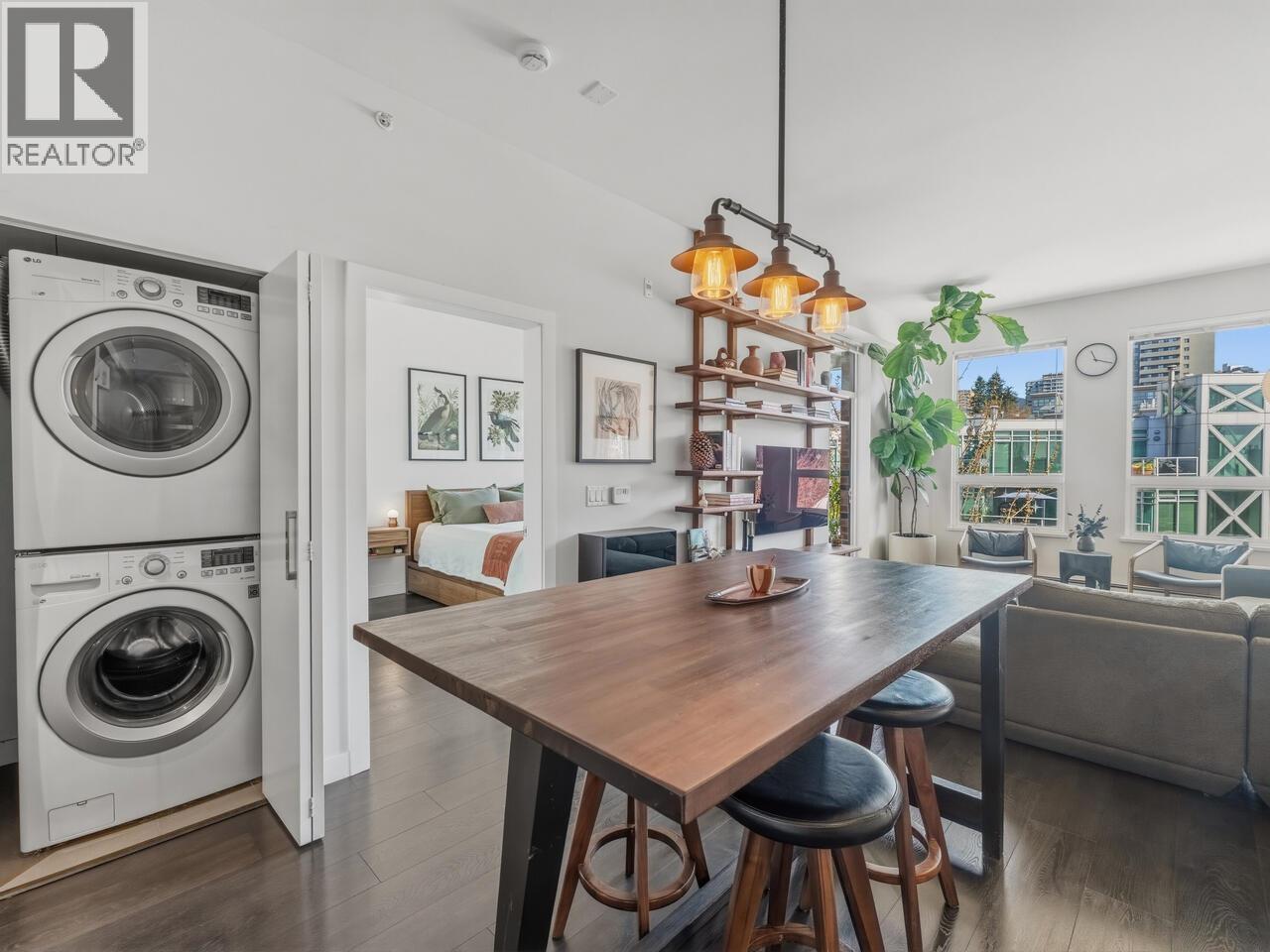 408 105 W 2ND STREET