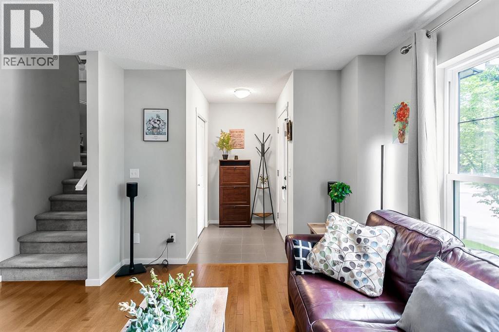 111 Walden Drive SE