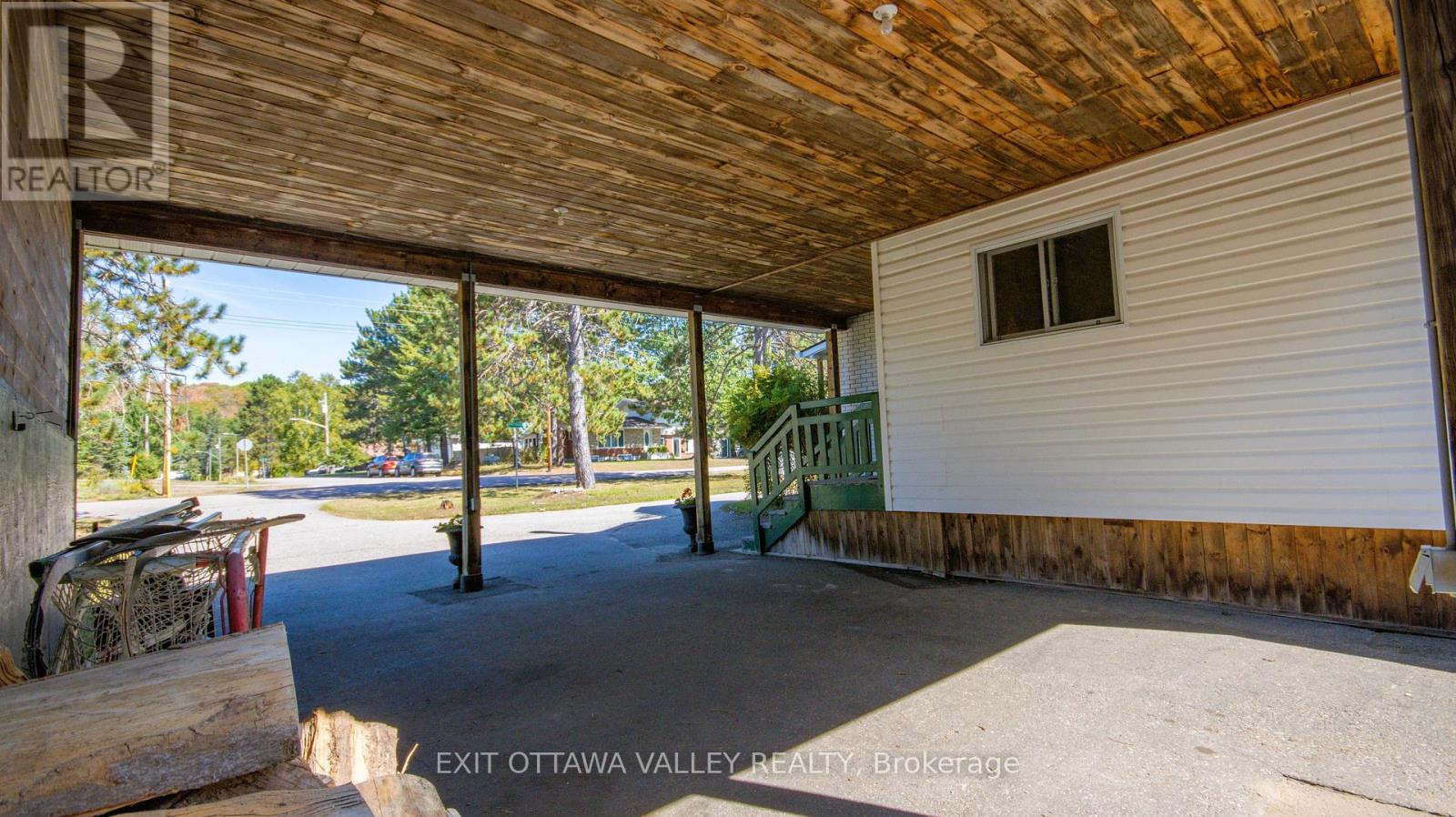 23 SPRUCEDALE AVENUE - Photo 4