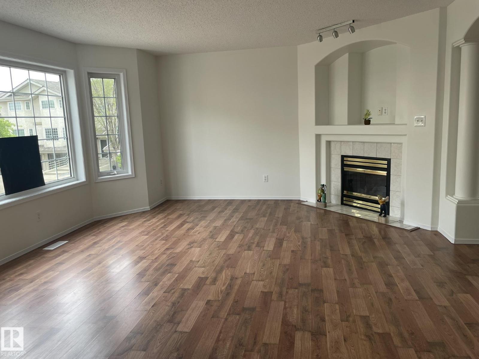 #2 1295 CARTER CREST RD NW