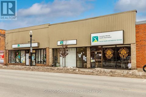 1028 2ND AVENUE E Owen Sound ON N4K2H7