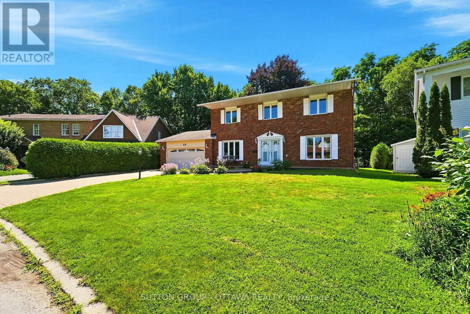 29 CHESSWOOD COURT