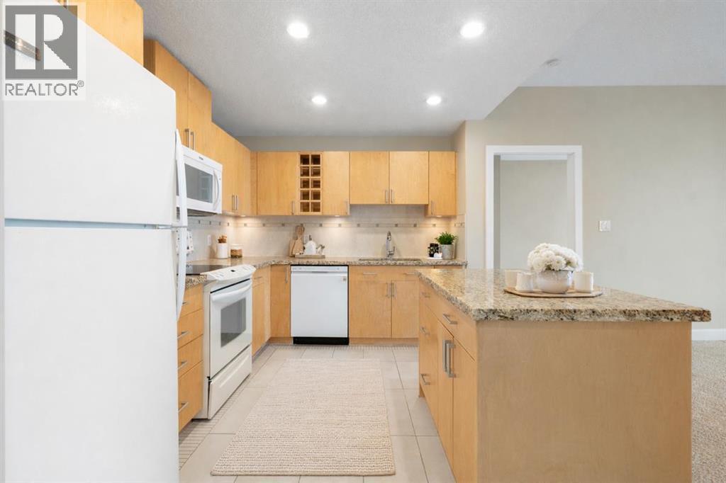 1101, 77 Spruce Place SW