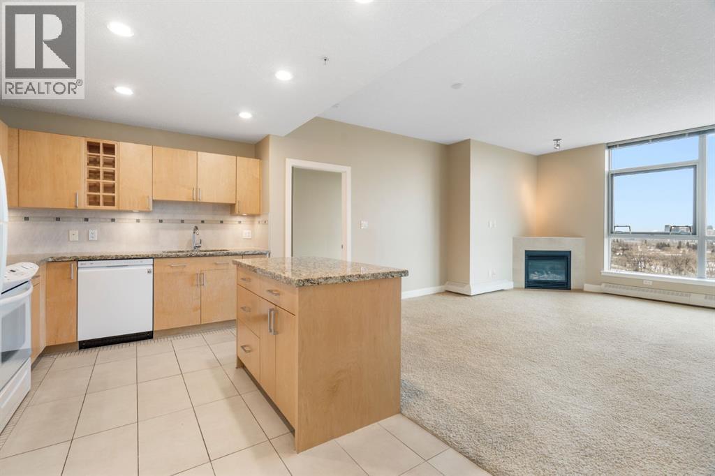 1101, 77 Spruce Place SW