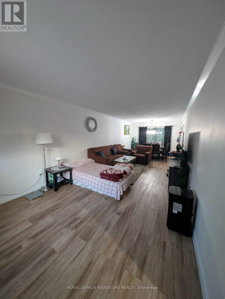 9 - 30 GREEN VALLEY DRIVE