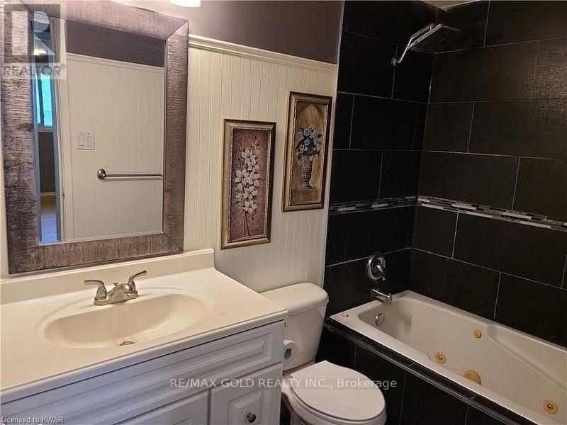 75 PEPPERWOOD CRESCENT