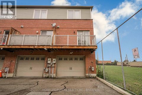 15 FLORIST LANE Toronto (West Hill) ON M1E0A4