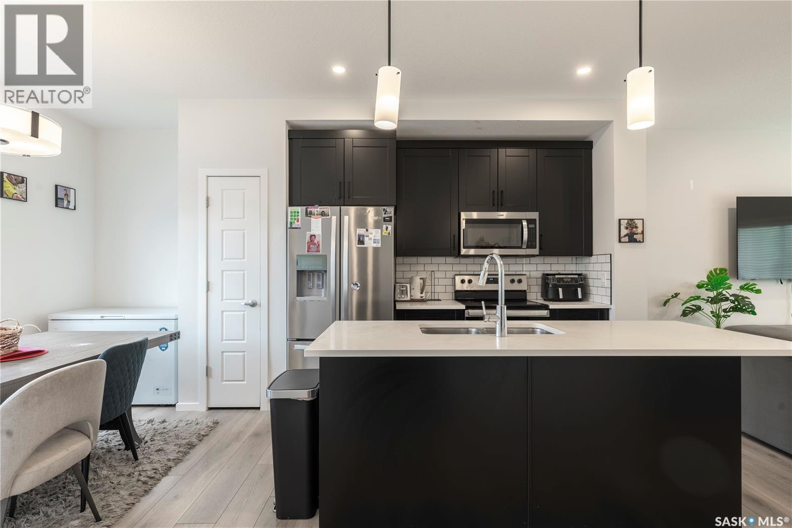 7628 Mapleford BOULEVARD