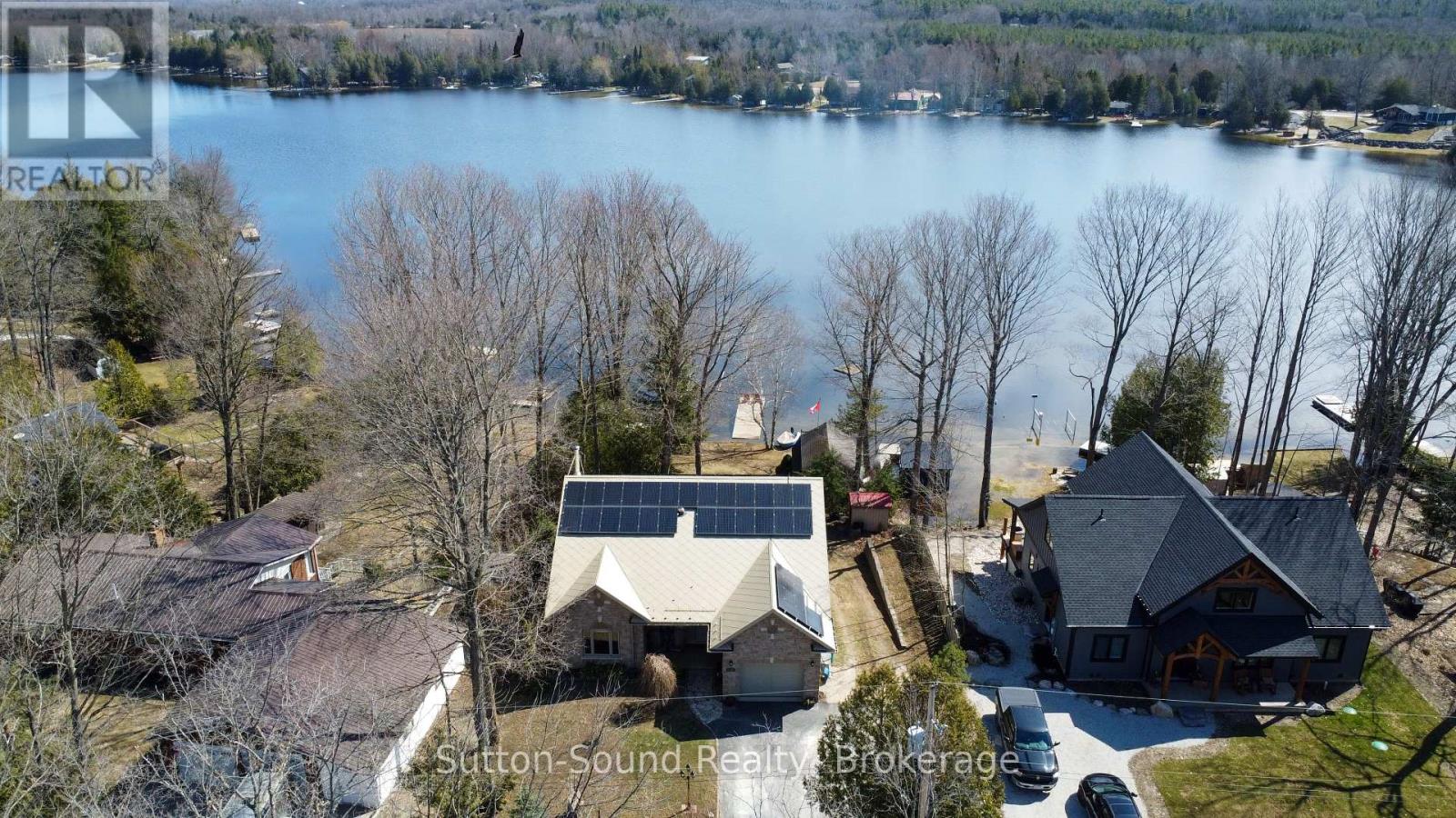 122 MCCULLOUGH LAKE DRIVE