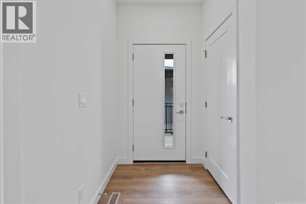 1102, 201 Cooperswood Green SW
