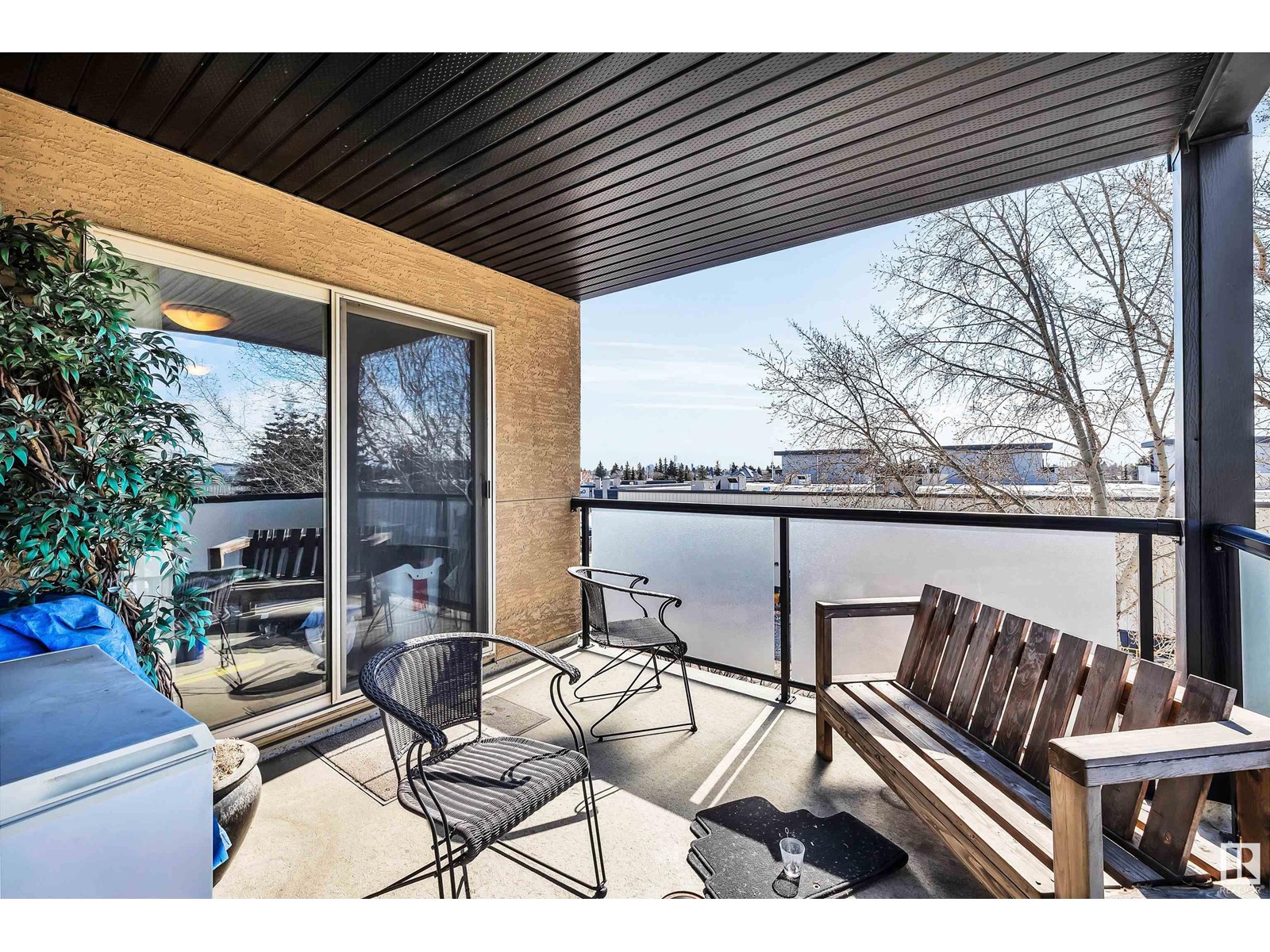 #302 13907 136 ST NW
