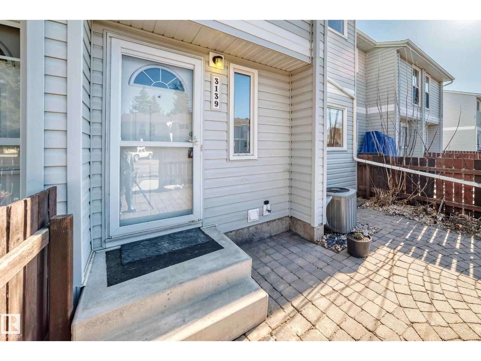 3139 109 ST NW
