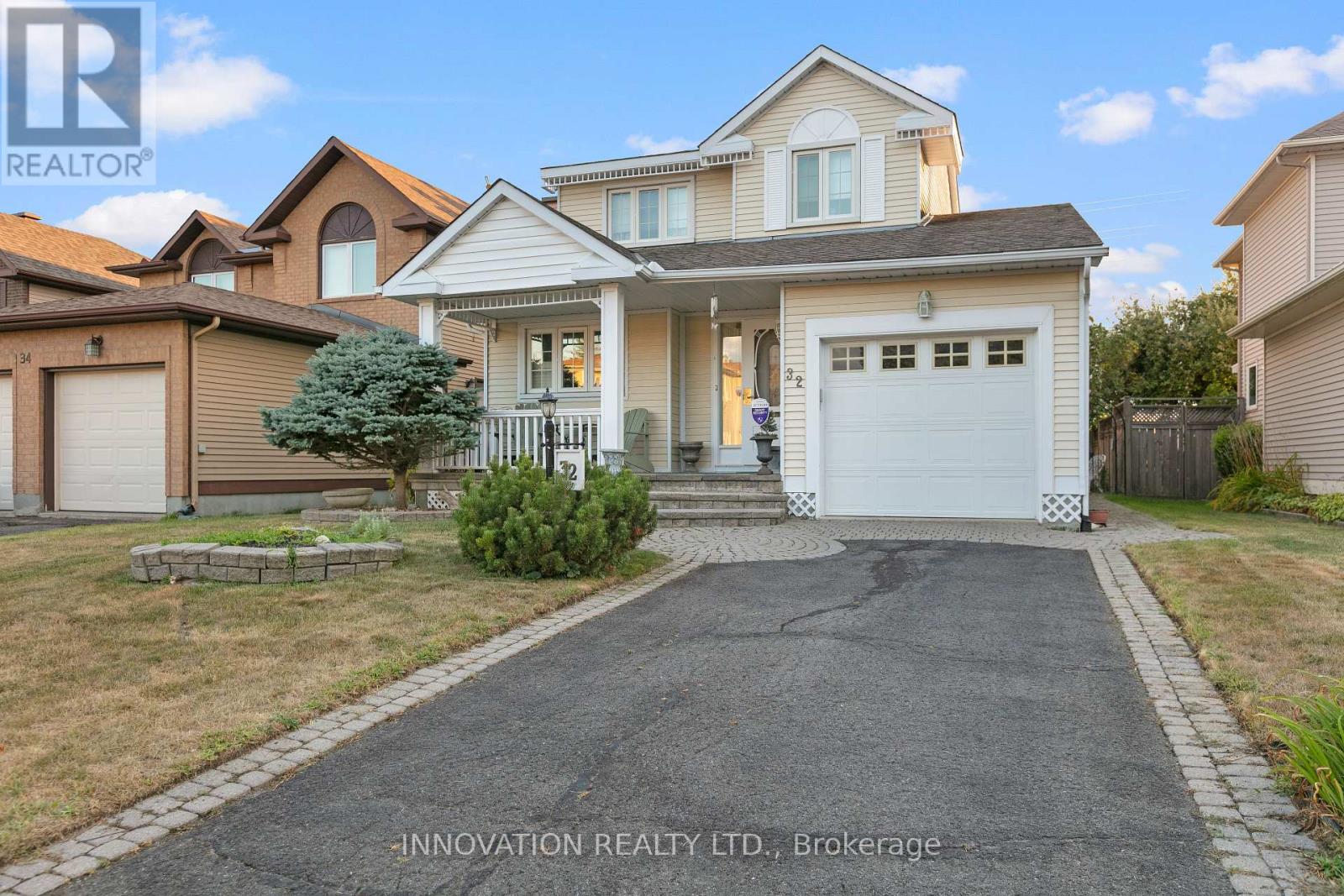 32 FRAMINGHAM CRESCENT