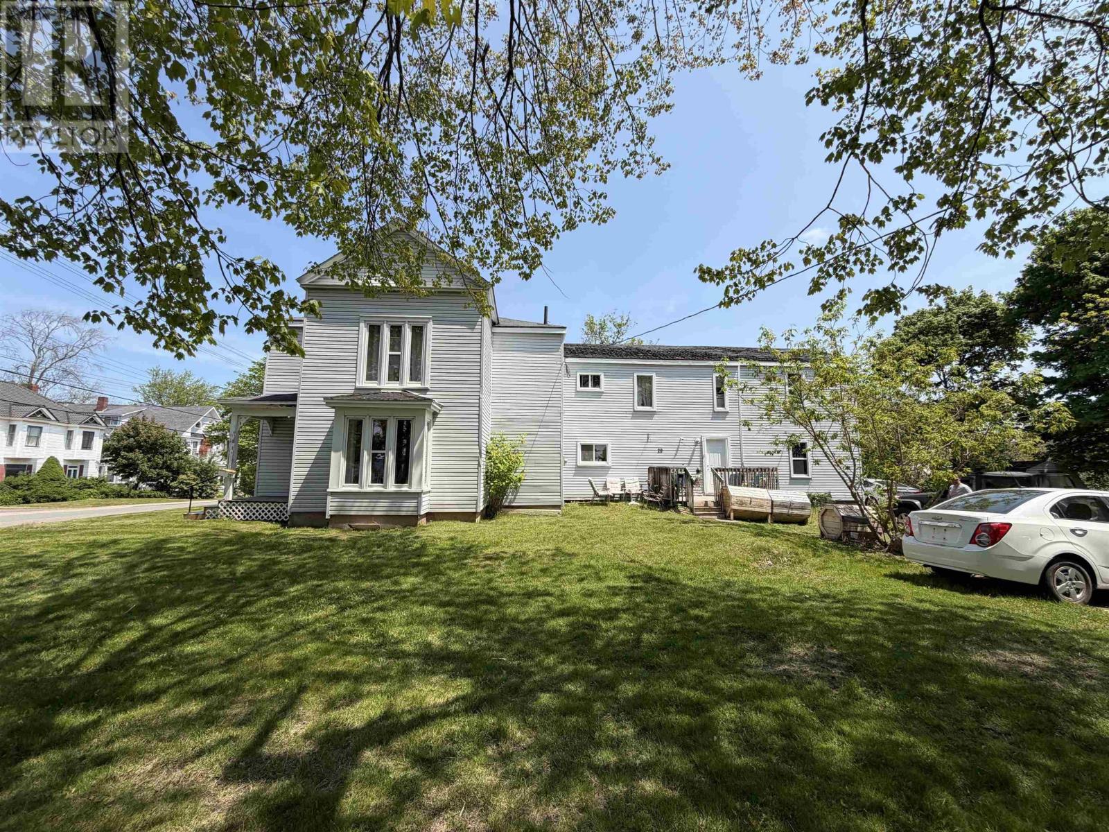 Photo 1 of 32 — 29 Spring Street, Amherst, NS B4H1R8