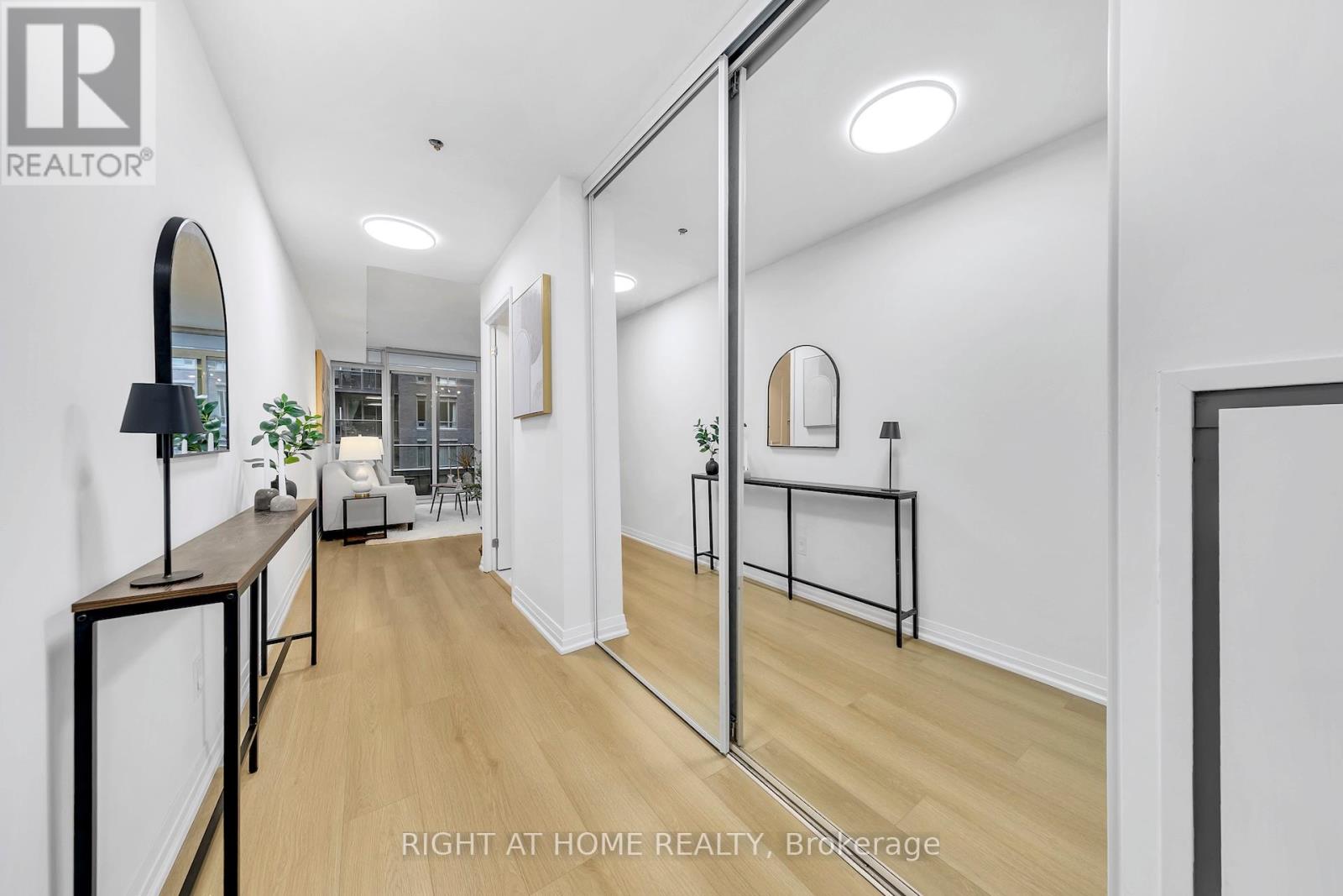 414 - 59 ANNIE CRAIG DRIVE