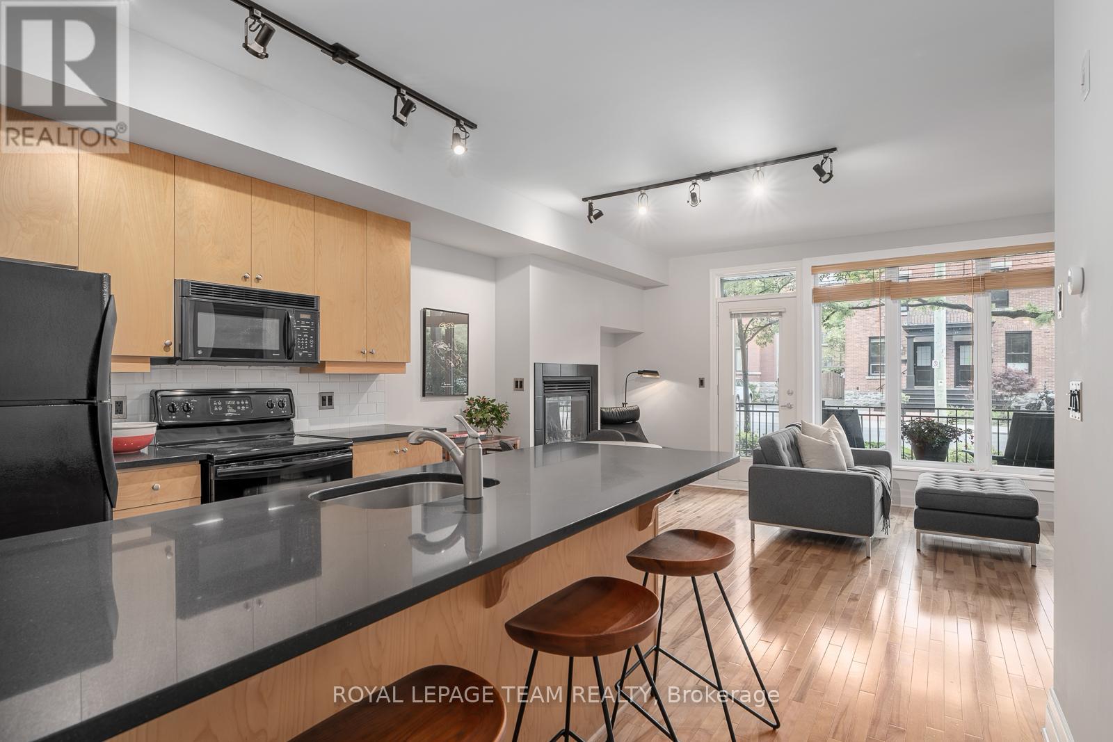 101 - 457 MCLEOD STREET