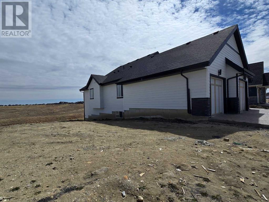 303 Muirfield Crescent