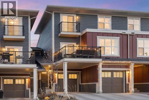 405, 428 Nolan Hill Drive NW Calgary AB T3R0V4