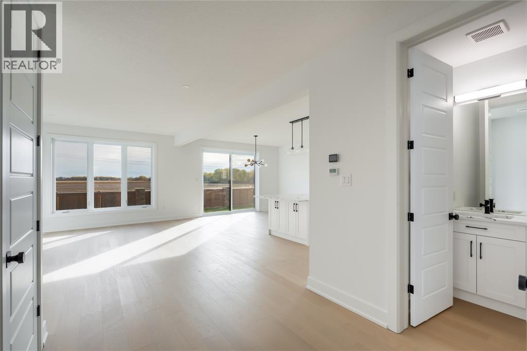 1045 MANHATTAN DRIVE