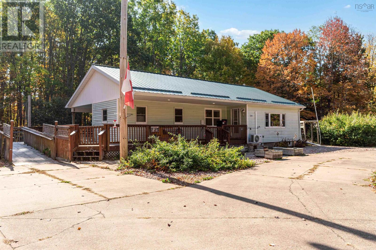 26 Pleasant Street