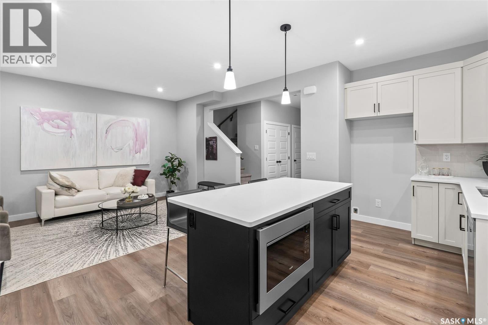 214 Kostiuk CRESCENT