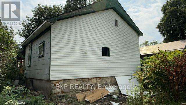 348 FRANK STREET