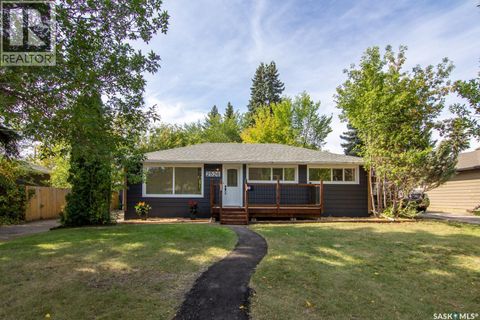 2526 Broadway AVENUE Saskatoon SK S7J0Z2