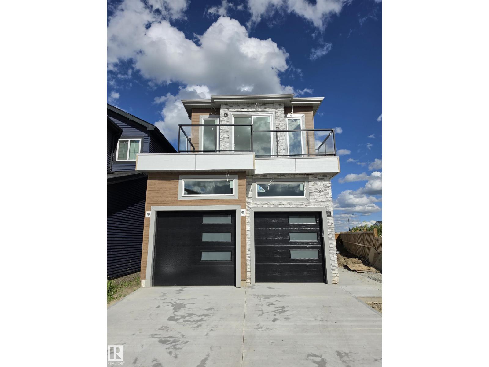 231 28 ST SW